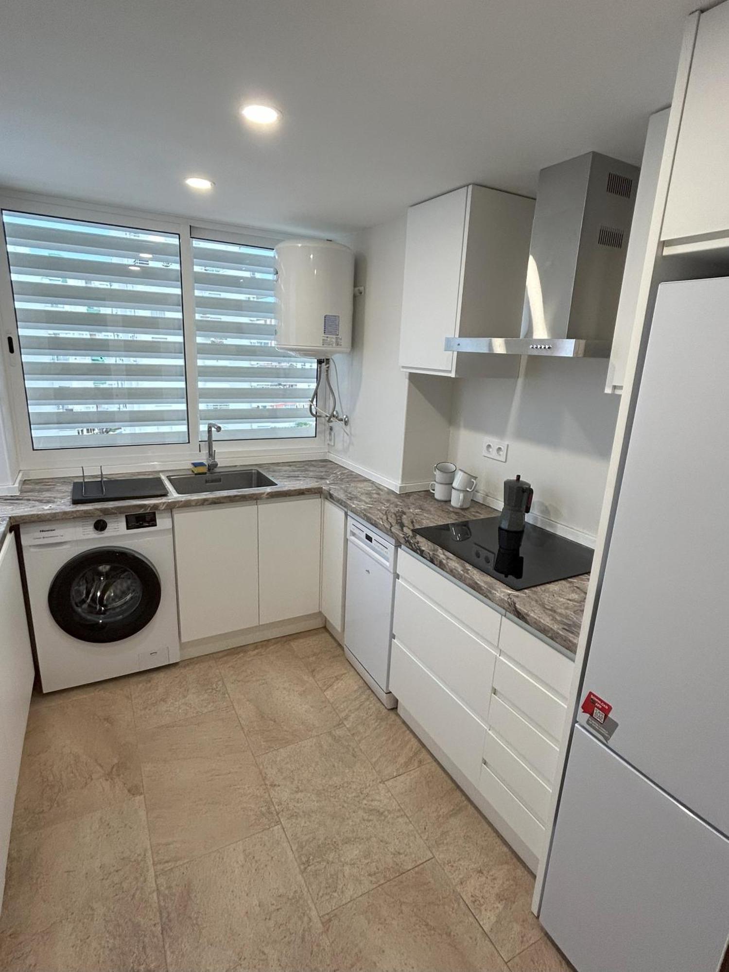 Apartamento Gandia Playa 150M Playa Con Parking Privado Y Piscina Playa de Gandia エクステリア 写真