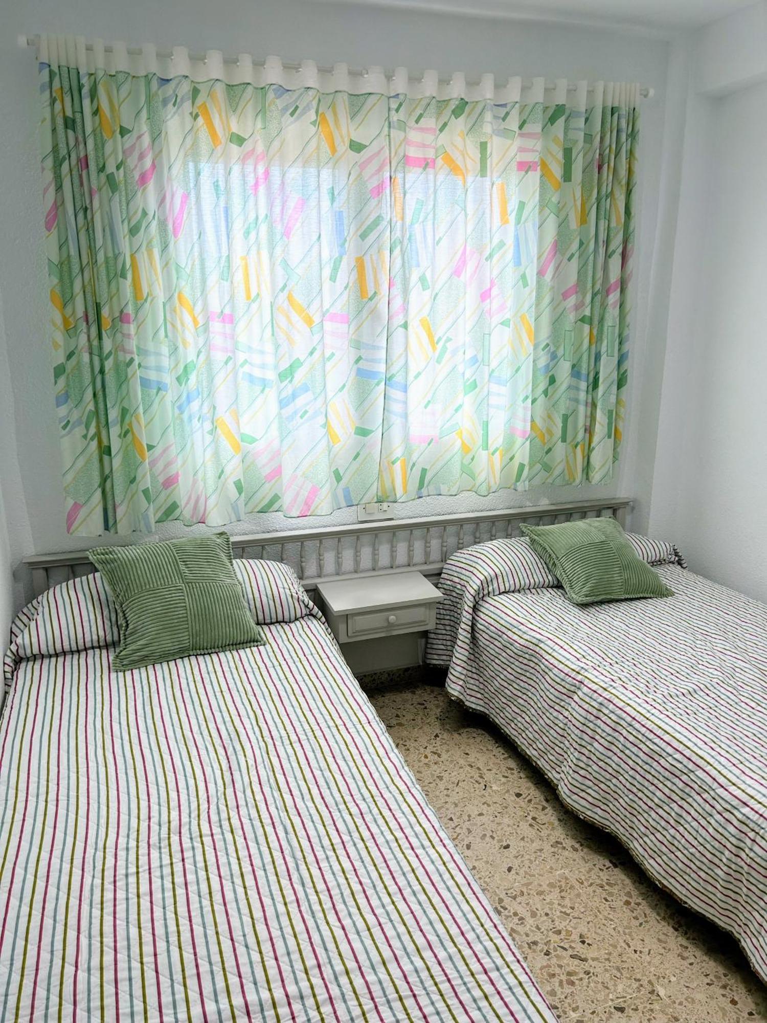 Apartamento Gandia Playa 150M Playa Con Parking Privado Y Piscina Playa de Gandia エクステリア 写真